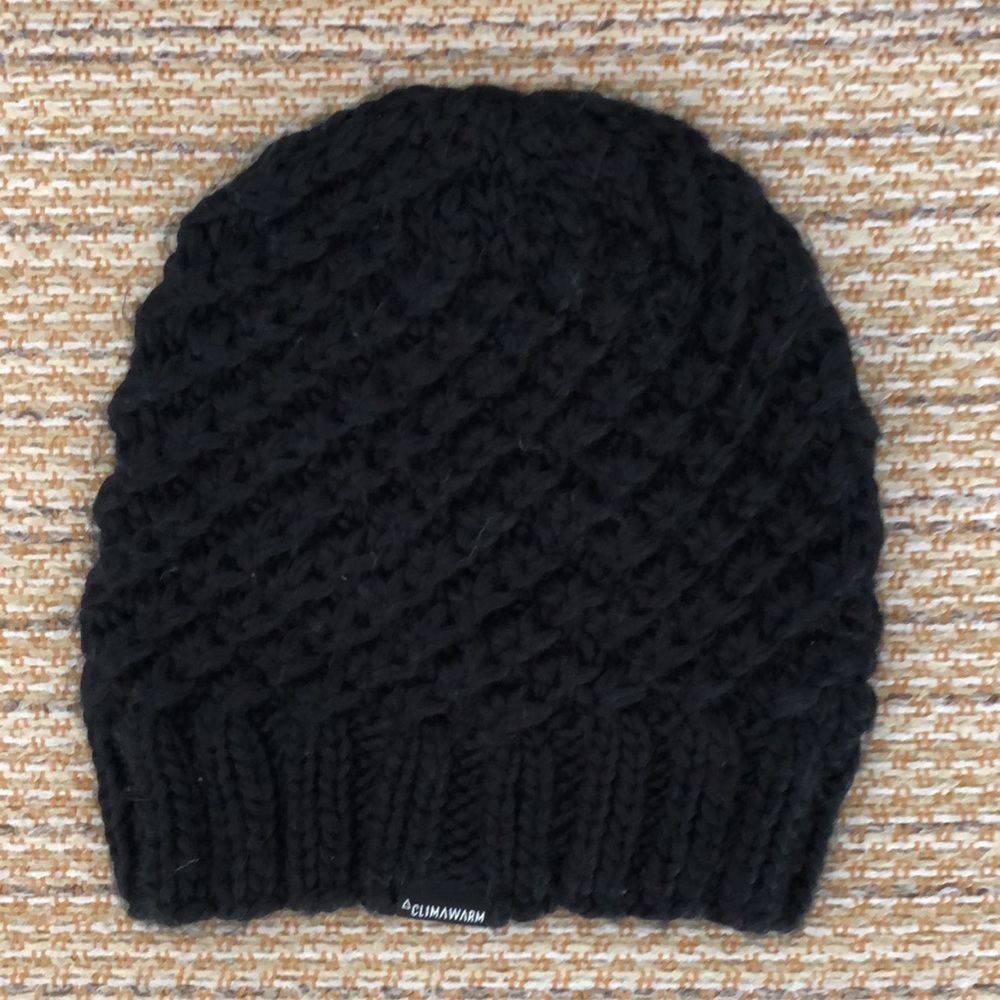 Woman’s black adidas winter hat - Picture 3 of 3